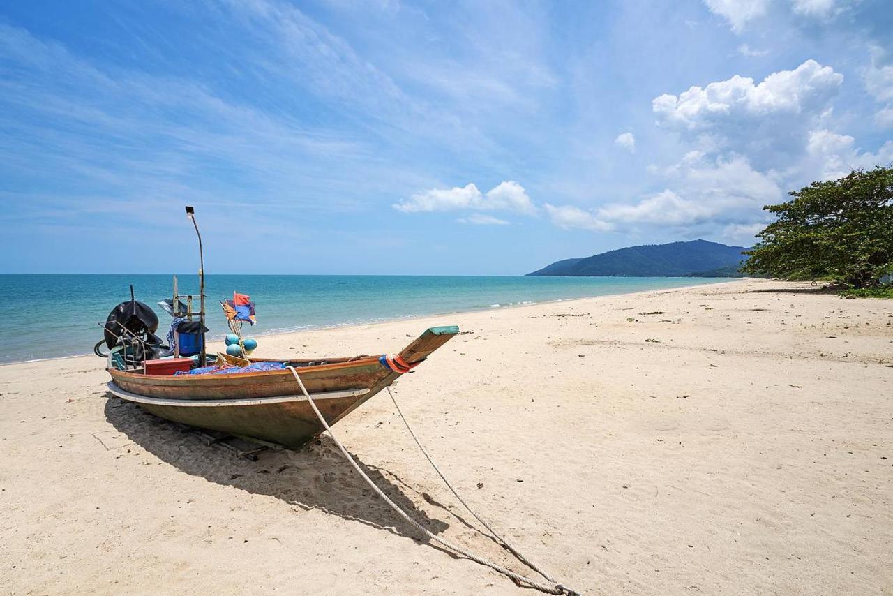 Khanom Beach Resort And Spa Exterior photo